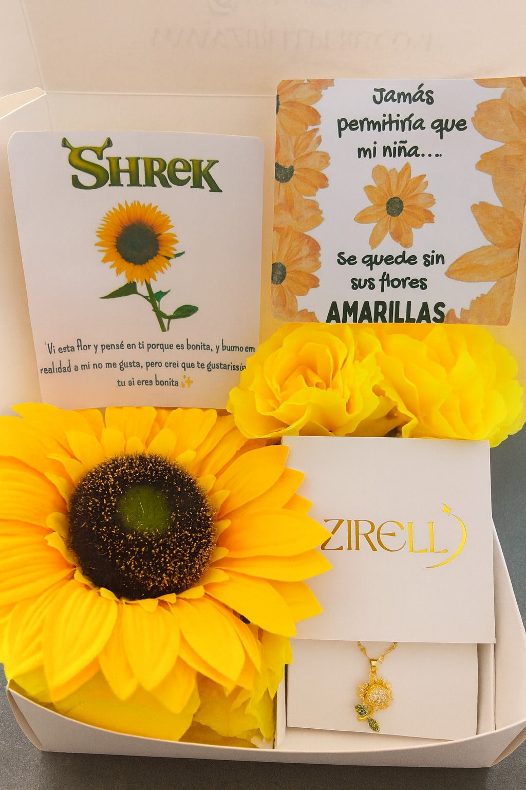 “Amor que Florece” Collar girasol + box de flores amarillas