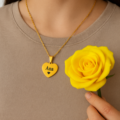 "Amor que Florece" Joya Personalizada Con Rosas Amarillas Premium de Regalo
