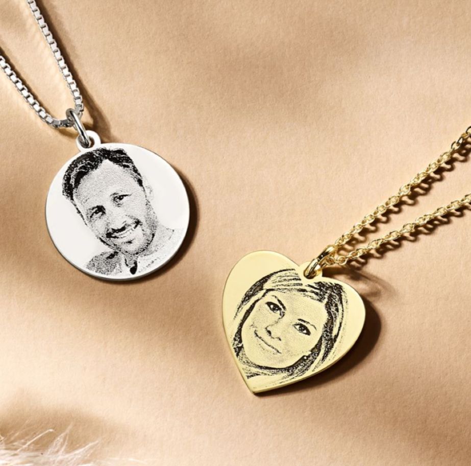 Collar fotograbado con frase y box de regalo F